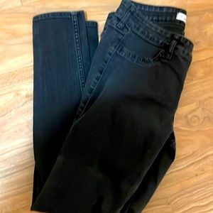 Black hollister jeans🤪